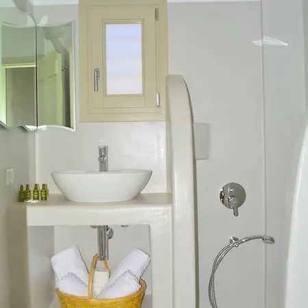 Notos בית הארחה