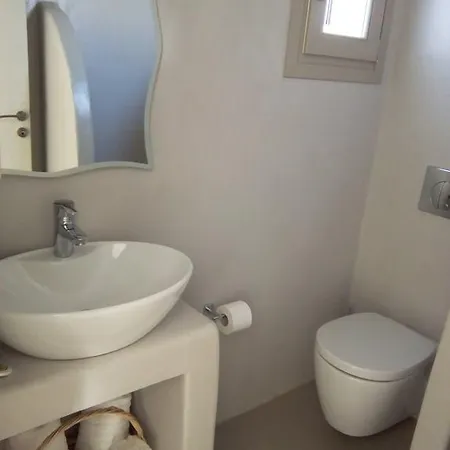 Notos בית הארחה Schoinoussa