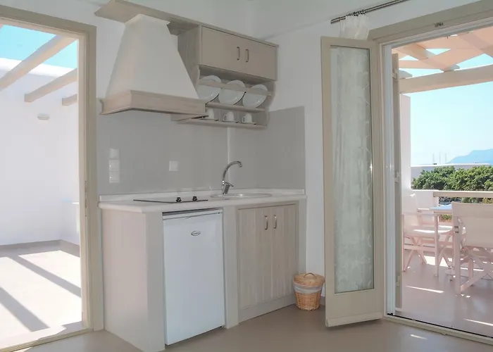 Notos 게스트하우스 Schoinoussa