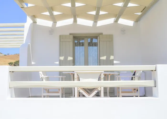 ゲストハウス Notos Schoinoussa