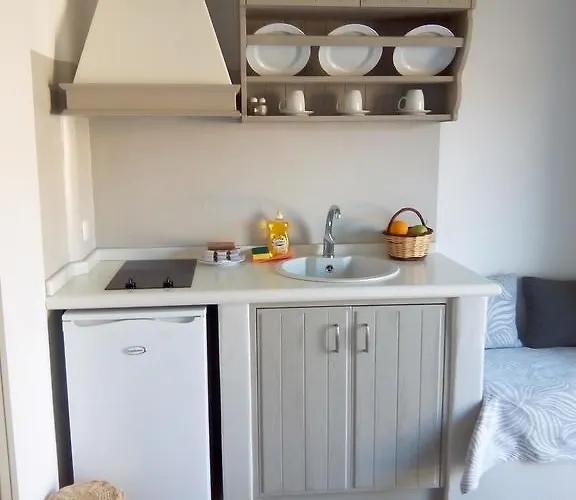 Notos 게스트하우스 3*